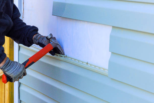 Reliable Wood Siding contractor in Newtonville, MA by Creative Siding